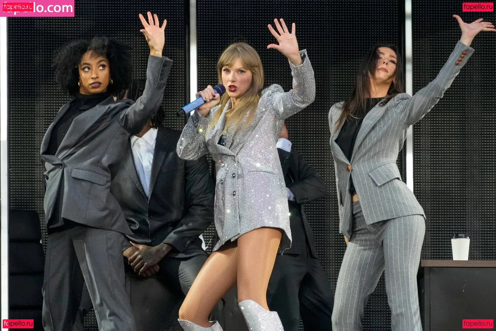 Taylor Swift Onlyfans Photo Gallery 