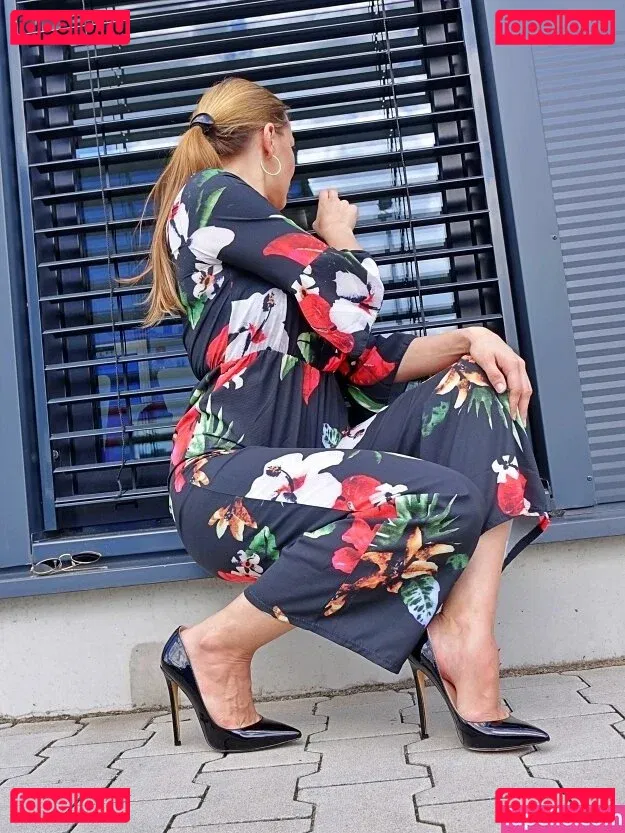 Kats Little World Onlyfans Photo Gallery 