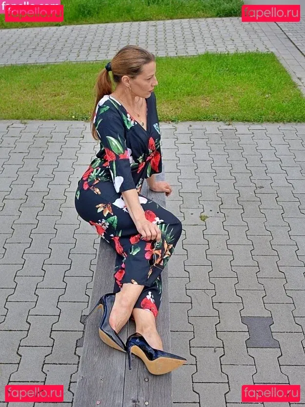 Kats Little World Onlyfans Photo Gallery 