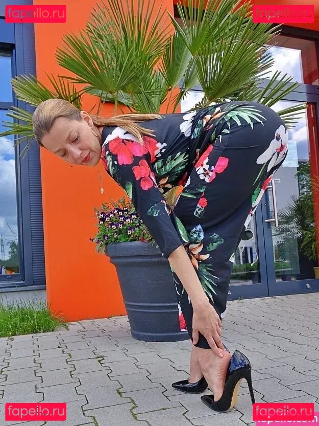 Kats Little World Onlyfans Photo Gallery 