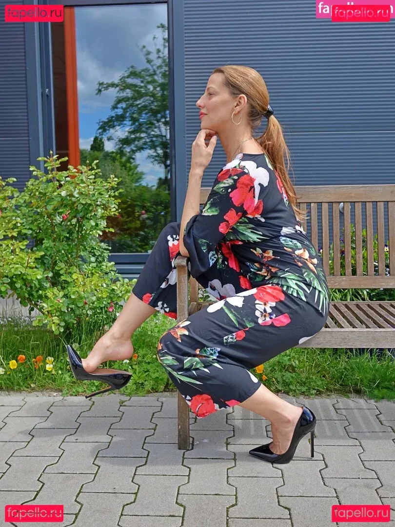 Kats Little World Onlyfans Photo Gallery 