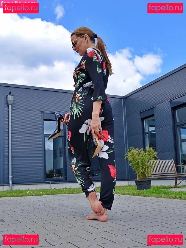 Kats Little World Onlyfans Photo Gallery 