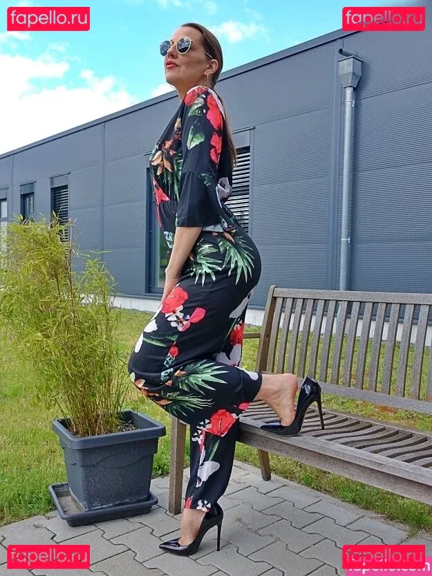 Kats Little World Onlyfans Photo Gallery 