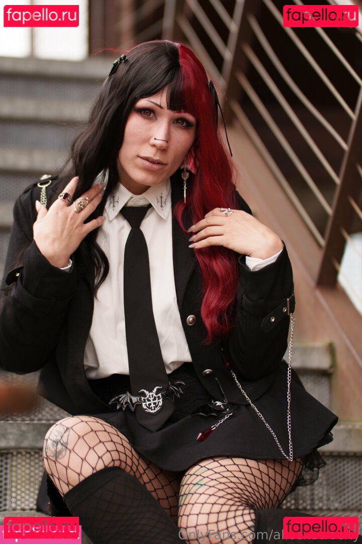 alicexatrocity Nude Onlyfans Photo 38