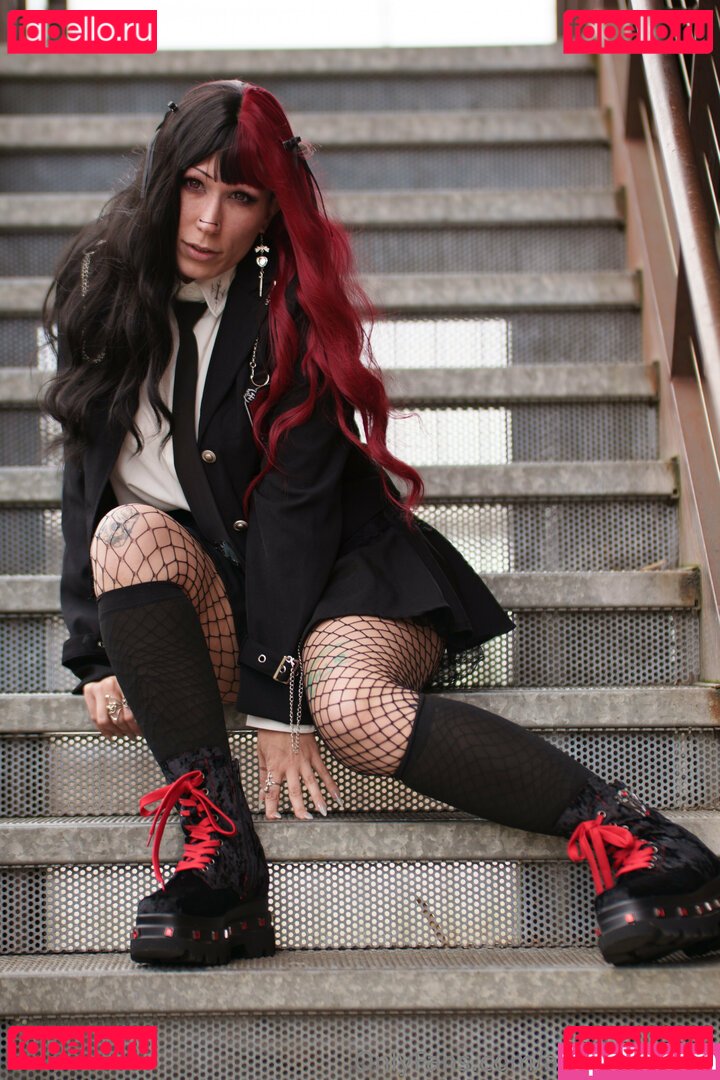 alicexatrocity Nude Onlyfans Photo 37