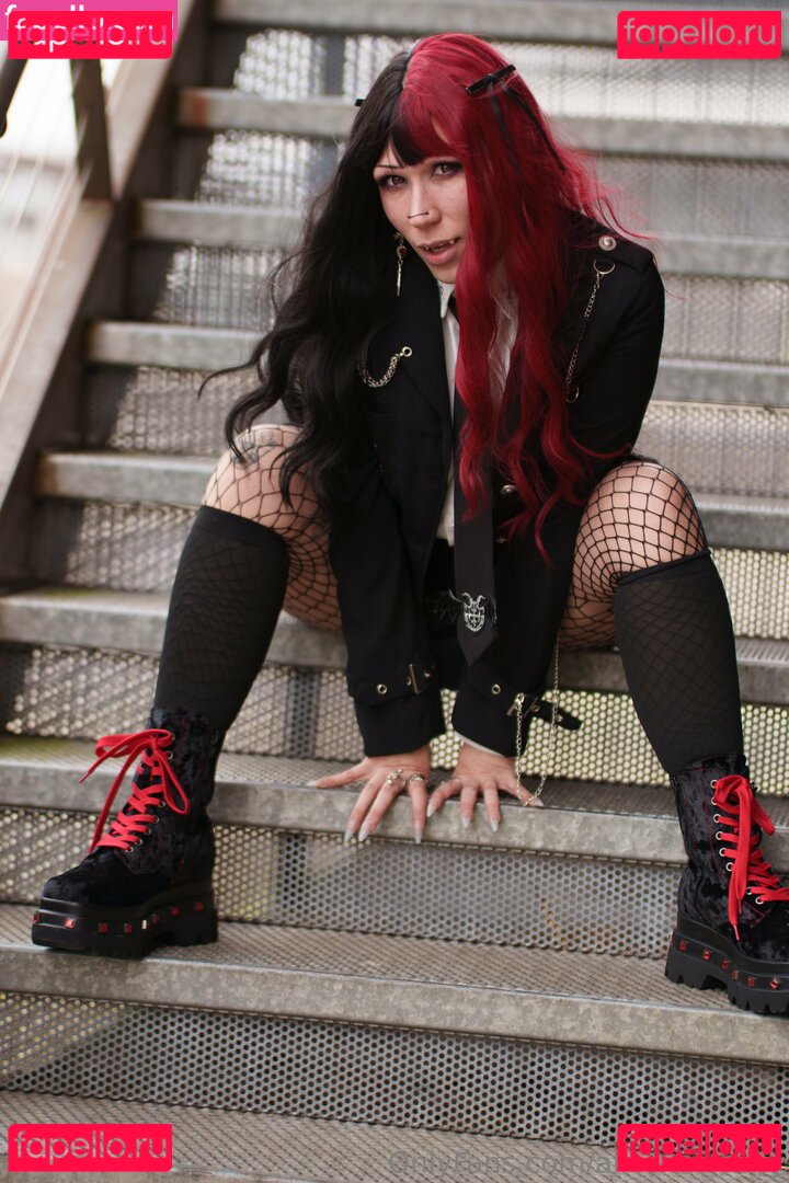 alicexatrocity Nude Onlyfans Photo 33