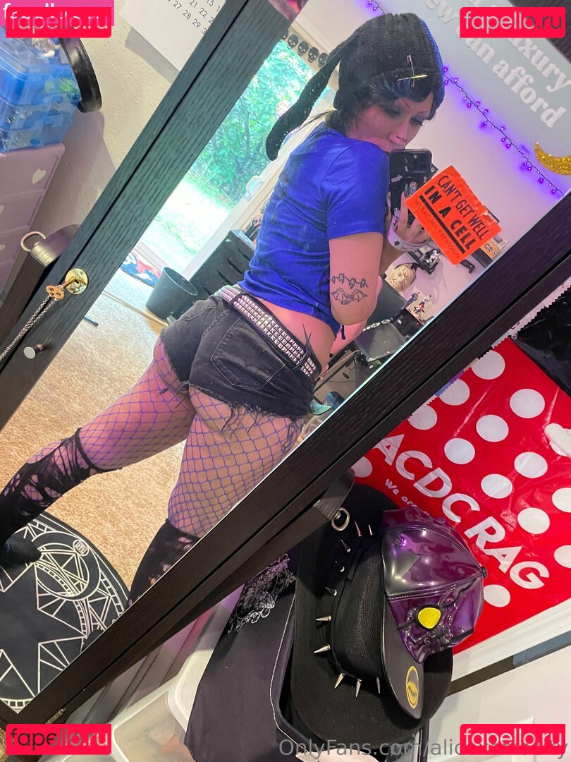alicexatrocity Nude Onlyfans Photo 22