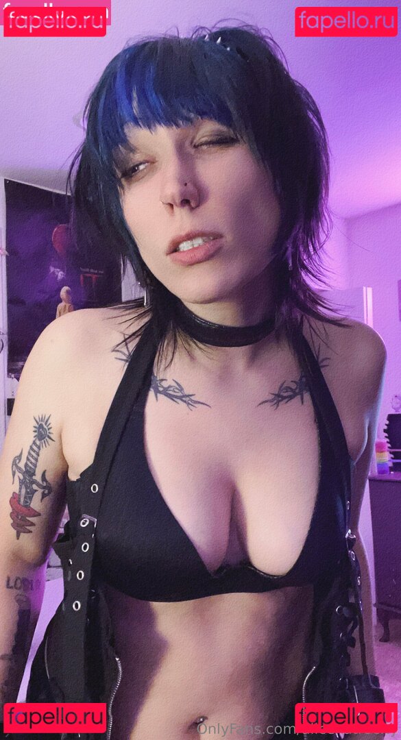 alicexatrocity Nude Onlyfans Photo 7