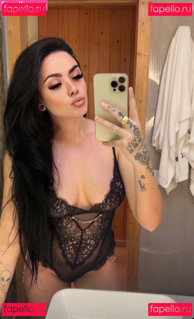 Yonamarques_ Nude Onlyfans Photo 23