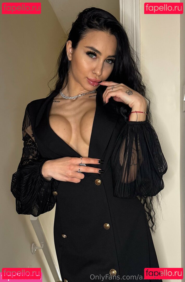 a.xandra.free Nude Onlyfans Photo 23