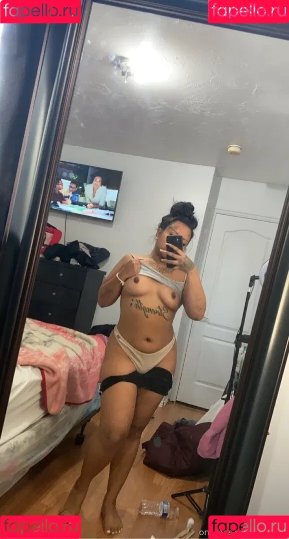 iwantfeli Onlyfans Photo Gallery 