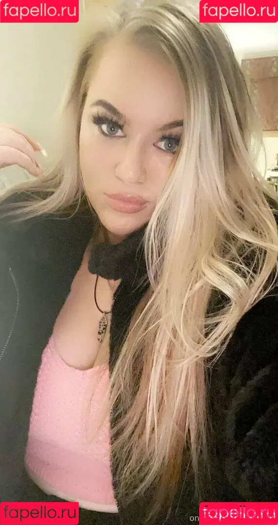 iwantfeli Onlyfans Photo Gallery 