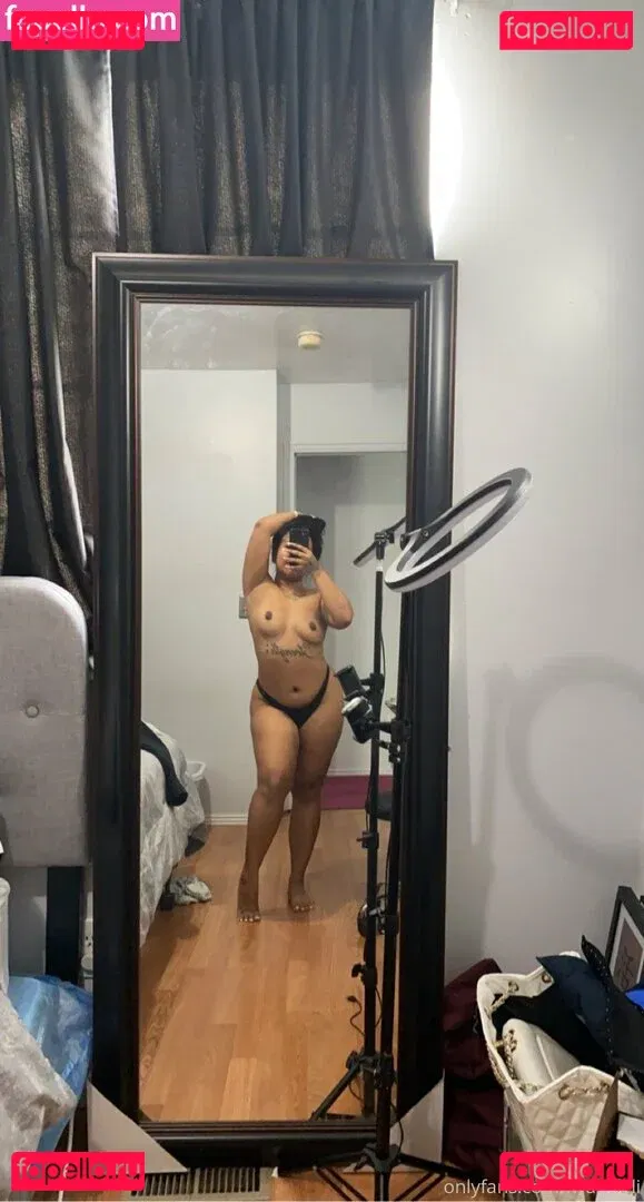 iwantfeli Onlyfans Photo Gallery 