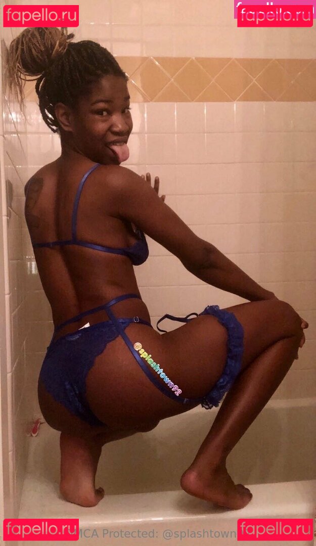 splashtown.92 Nude Onlyfans Photo 17