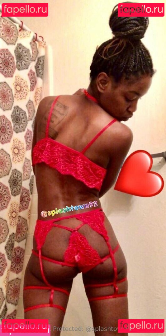 splashtown.92 Nude Onlyfans Photo 15