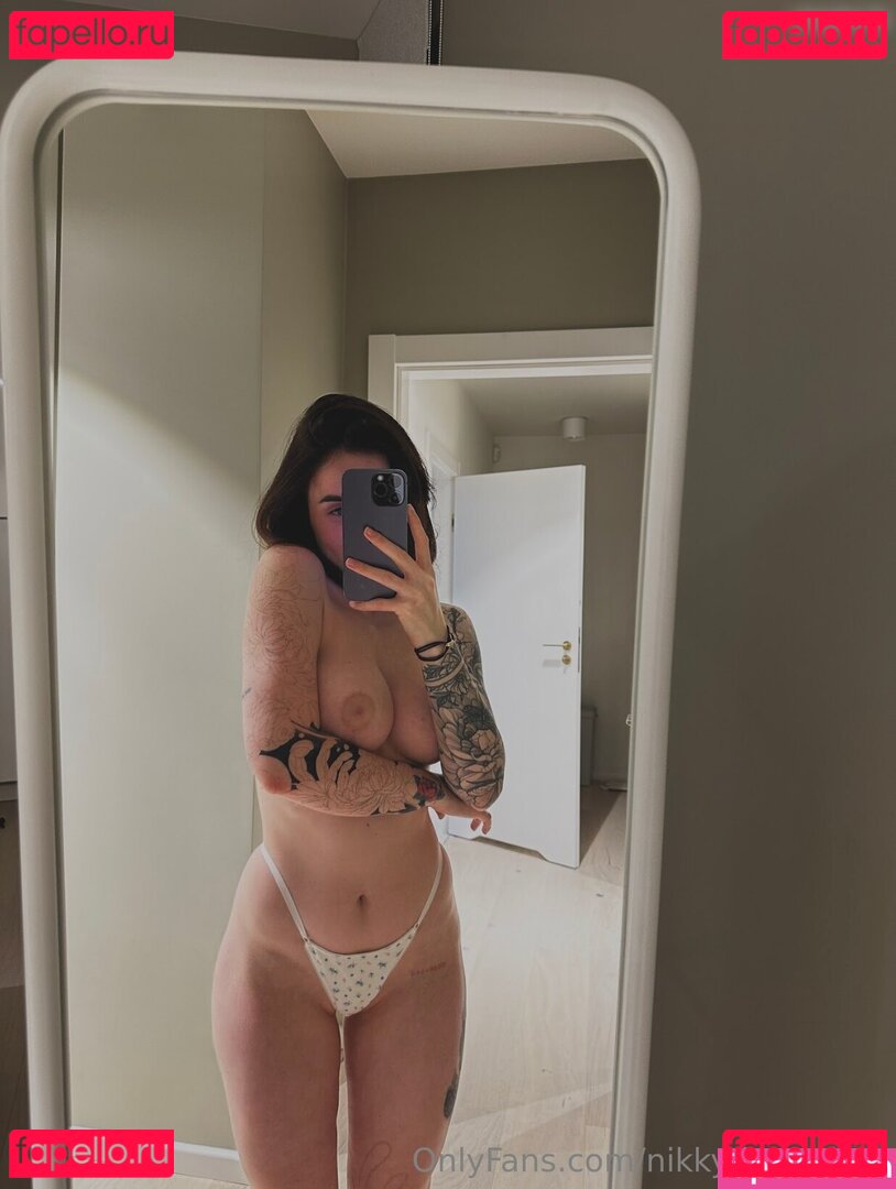Nikky Dandelion Nude Onlyfans Photo 40