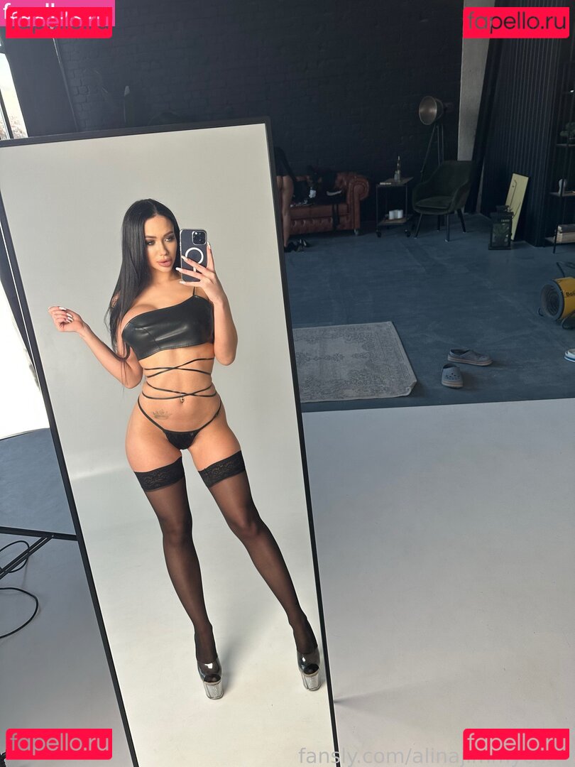 alinafoxxx Nude Onlyfans Photo 34