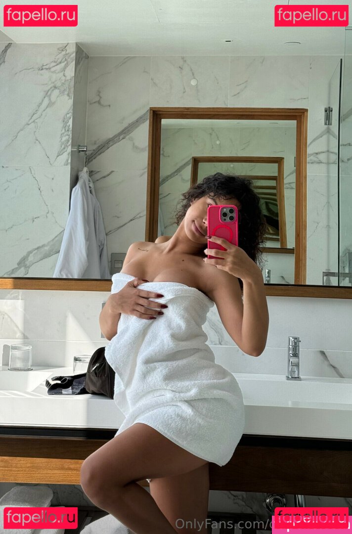 Queenmilian Nude Onlyfans Photo 46