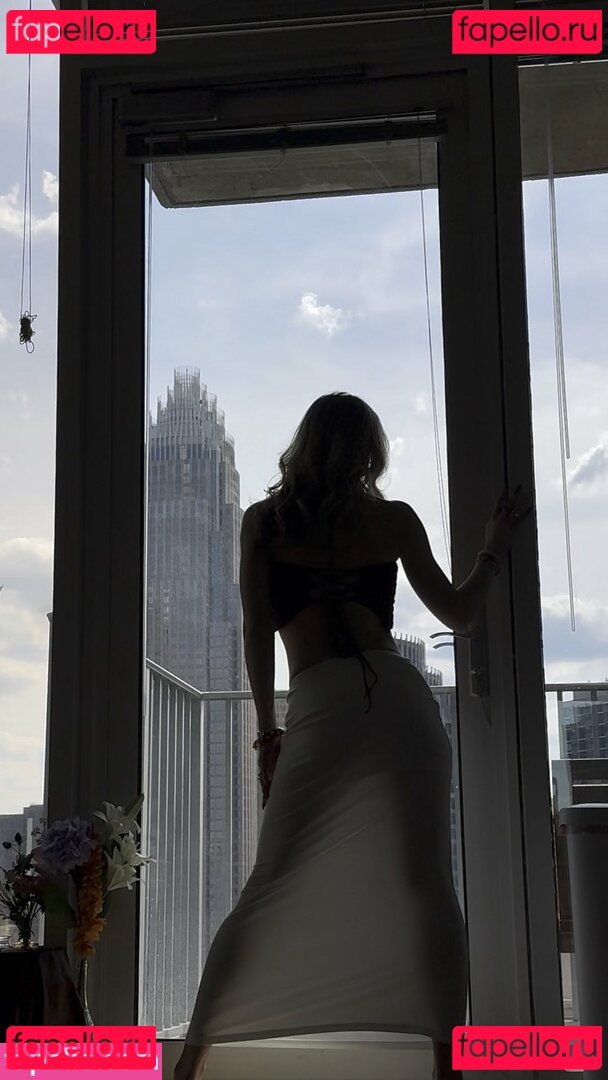 Lyss Kathryn Nude Onlyfans Photo 15