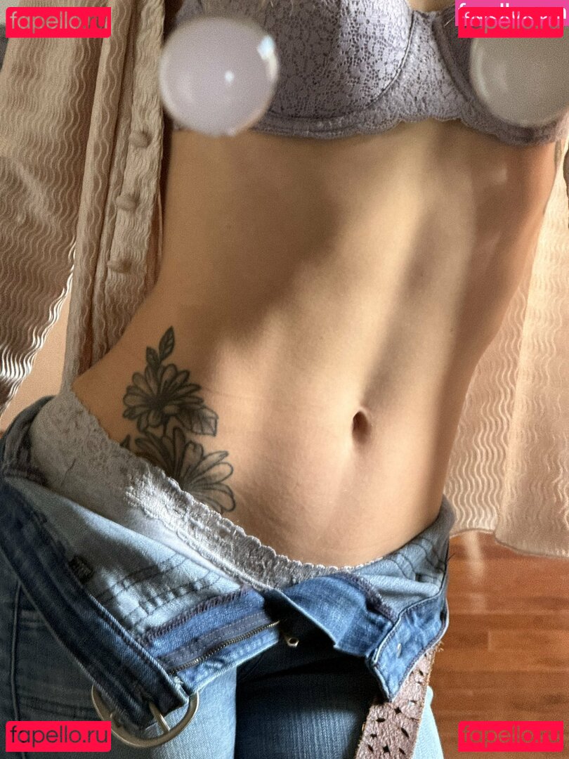 Lyss Kathryn Nude Onlyfans Photo 11