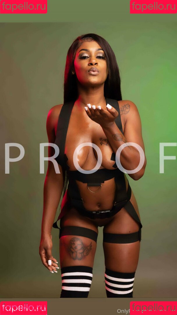 playwithmocha Onlyfans Photo Gallery 