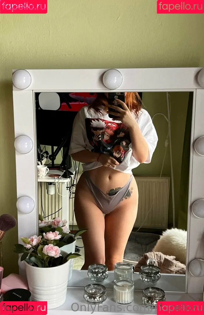 paulaeal Onlyfans Photo Gallery 