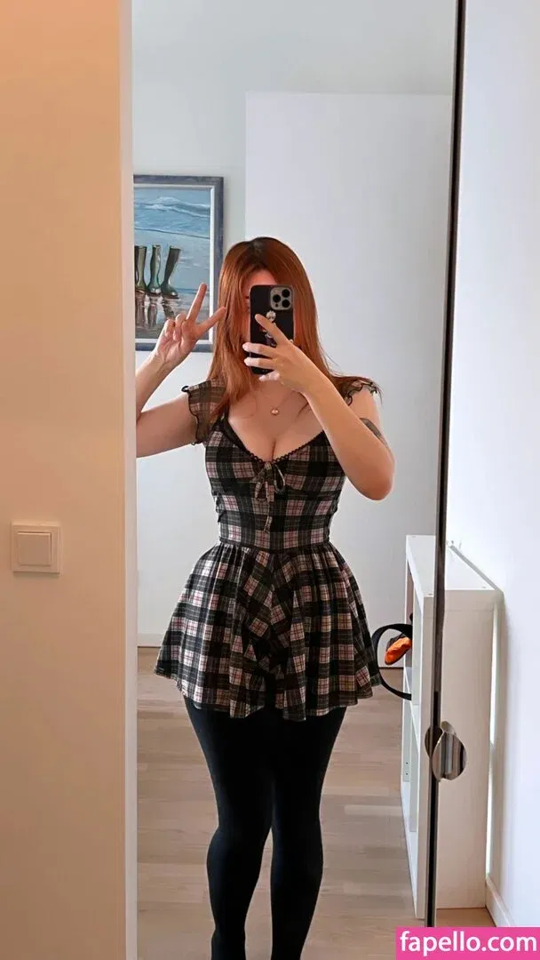 paulaeal Onlyfans Photo Gallery 