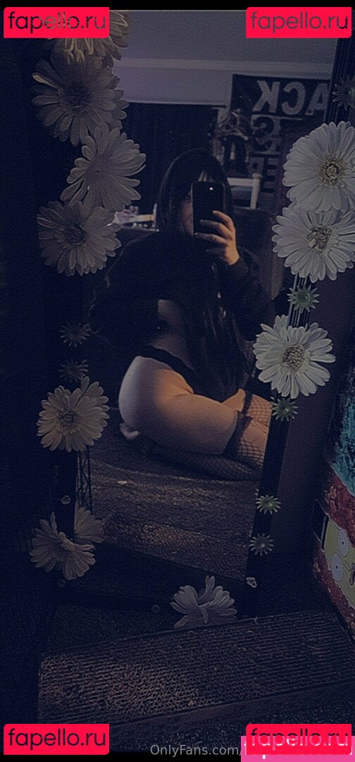 neighborgothgirl Nude Onlyfans Photo 3
