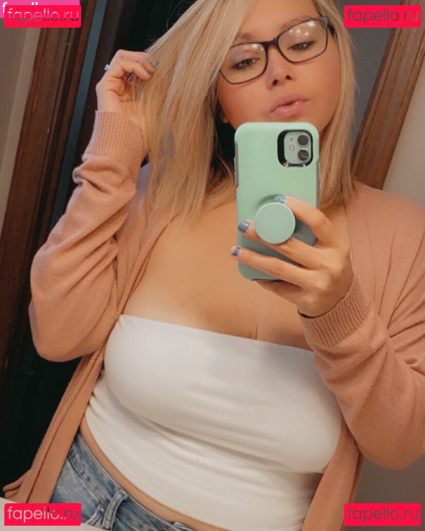 Lady Country Nude Onlyfans Photo 25