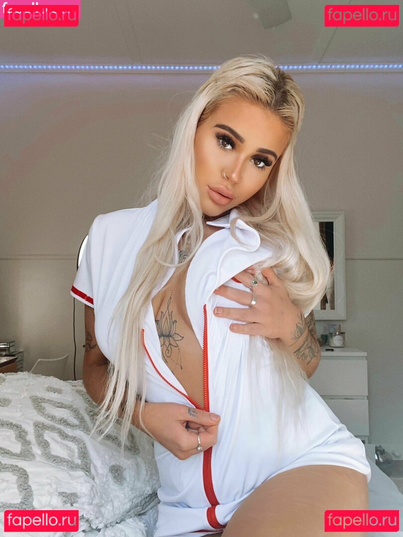 itsmiacutie Nude Onlyfans Photo 8