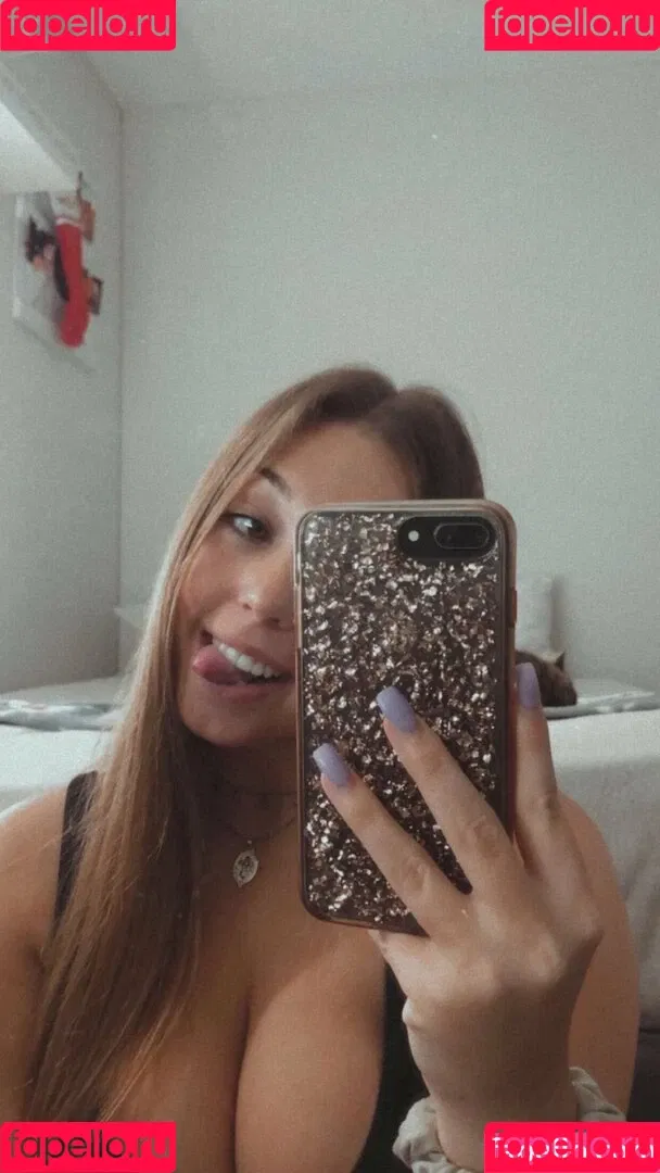 Makenna Adams Onlyfans Photo Gallery 