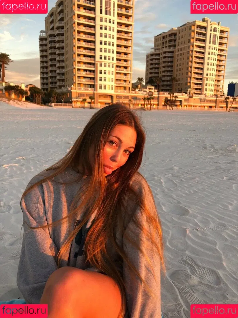 Makenna Adams Onlyfans Photo Gallery 