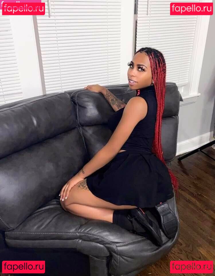 redmontanaa Nude Onlyfans Photo 3