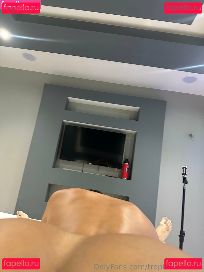 Tropical Passion Nude Onlyfans Photo 34