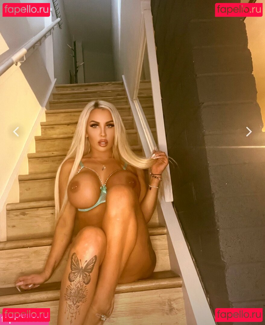 Hayley Halcrow Nude Onlyfans Photo 13