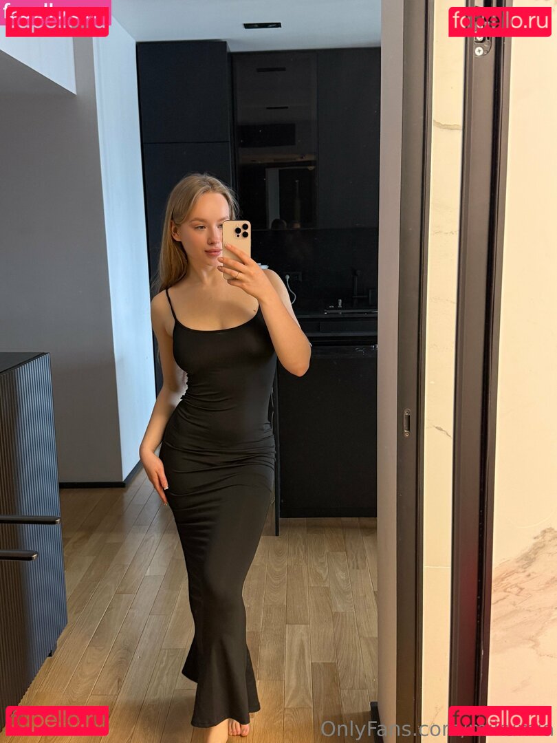 mikumia Nude Onlyfans Photo 38