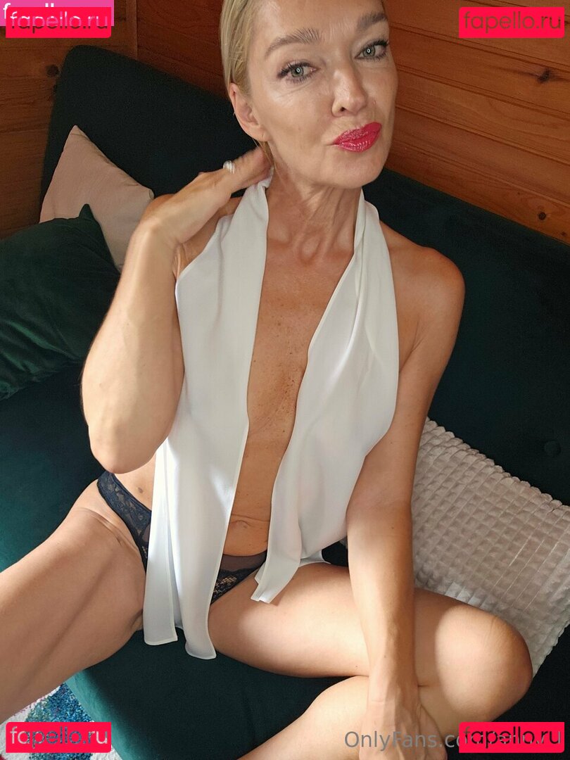 hiim.anni Nude Onlyfans Photo 30