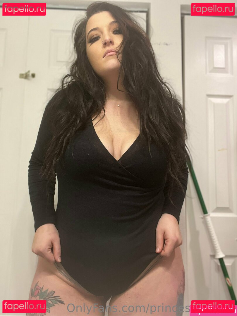 princessleiaher Nude Onlyfans Photo 7