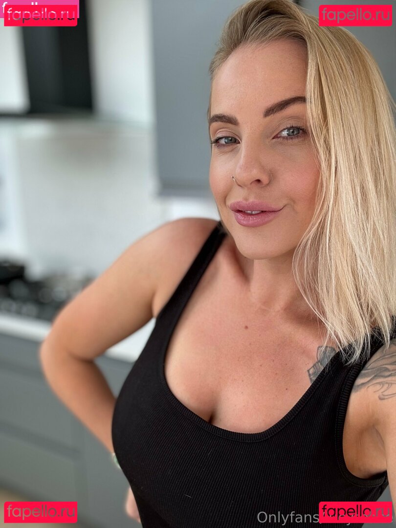 lucy_robinson Nude Onlyfans Photo 24