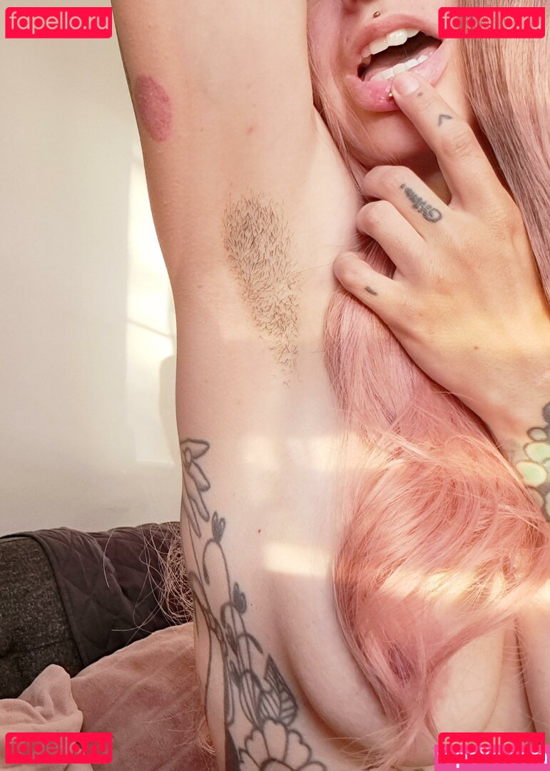Bibis.secrets Nude Onlyfans Photo 3