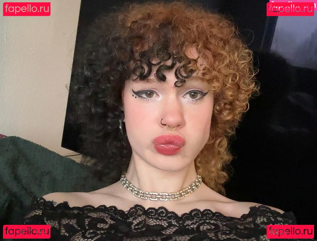 zoelagoblina Nude Onlyfans Photo 47