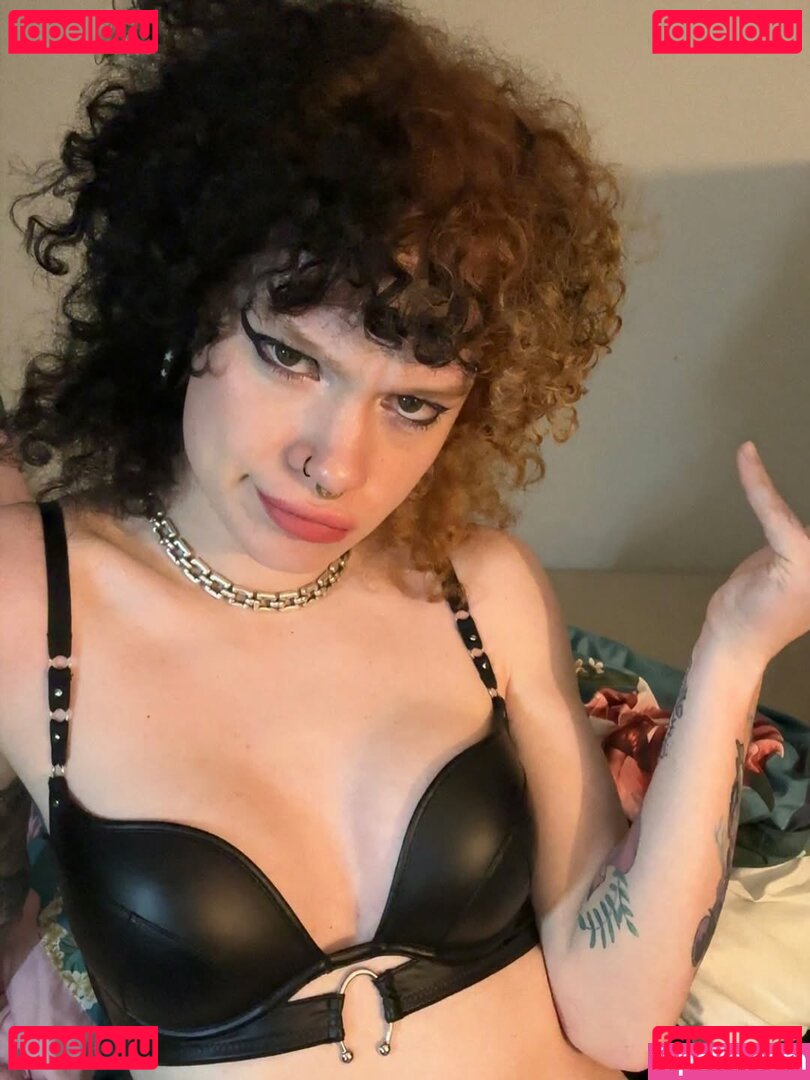 zoelagoblina Nude Onlyfans Photo 39
