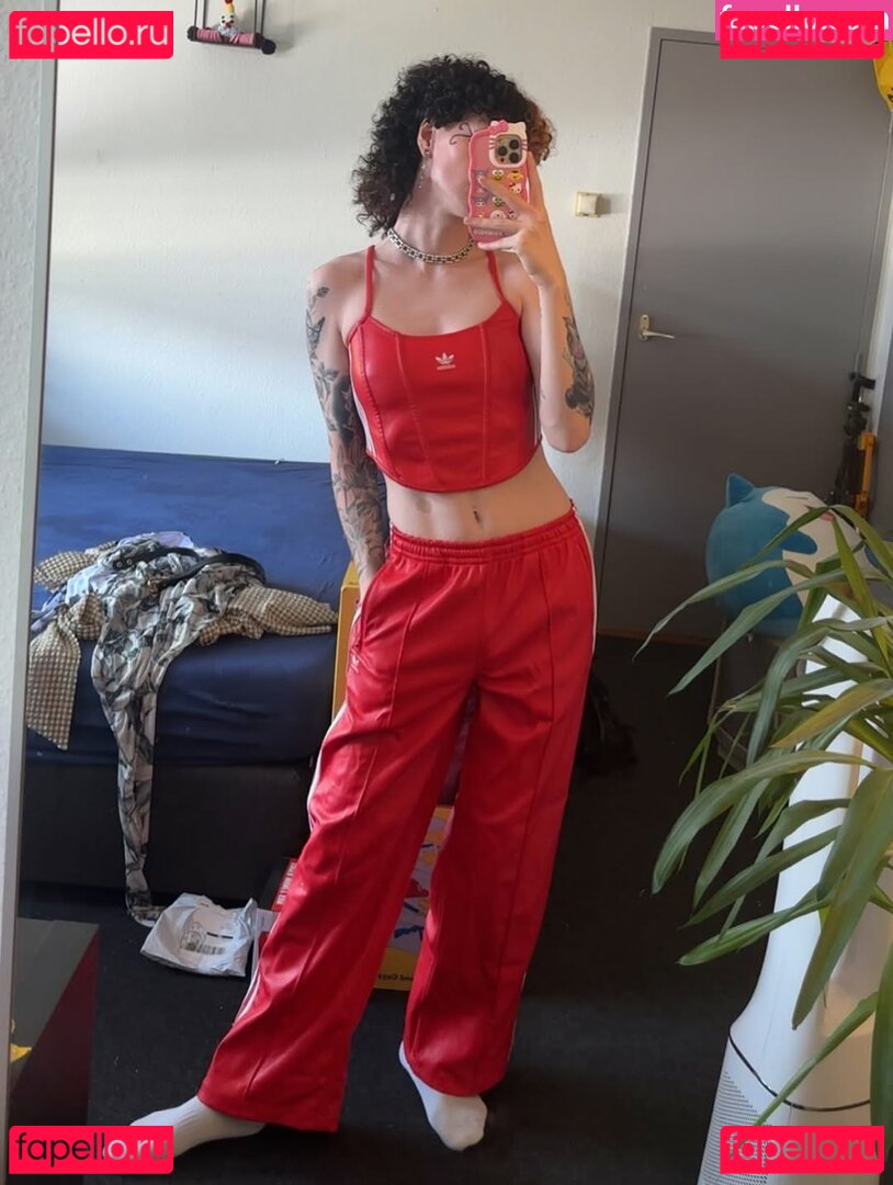 zoelagoblina Nude Onlyfans Photo 32