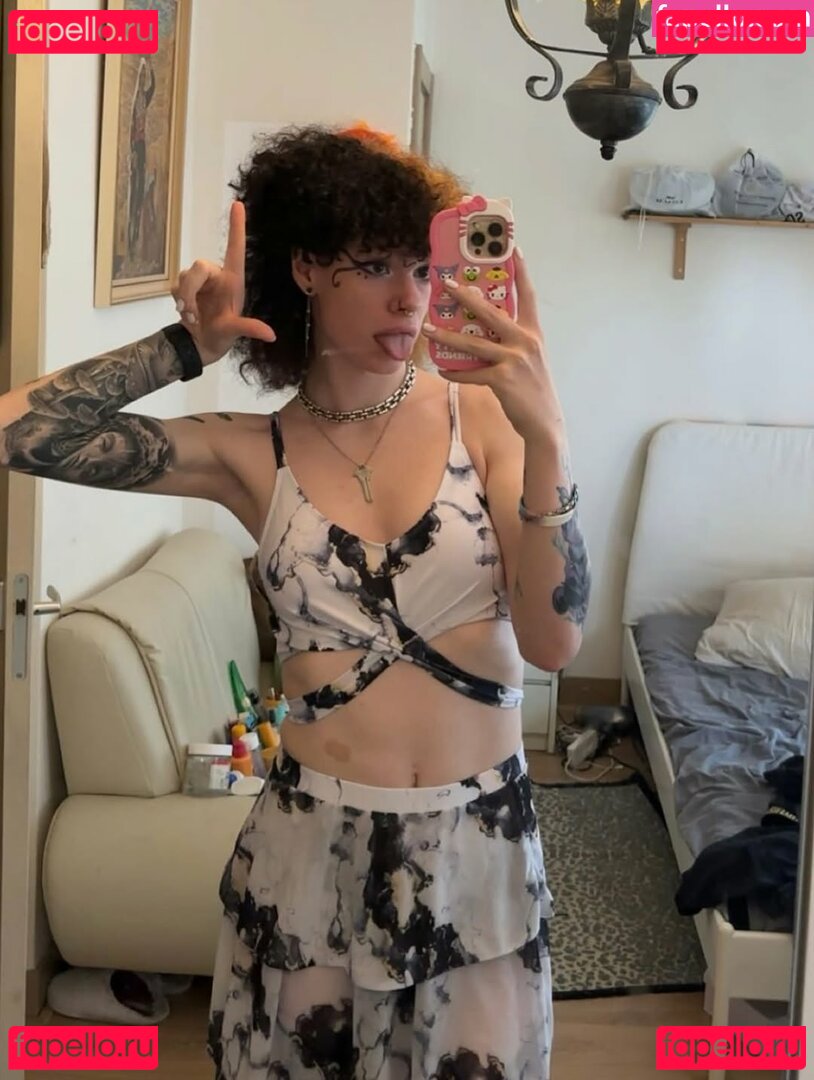 zoelagoblina Nude Onlyfans Photo 31