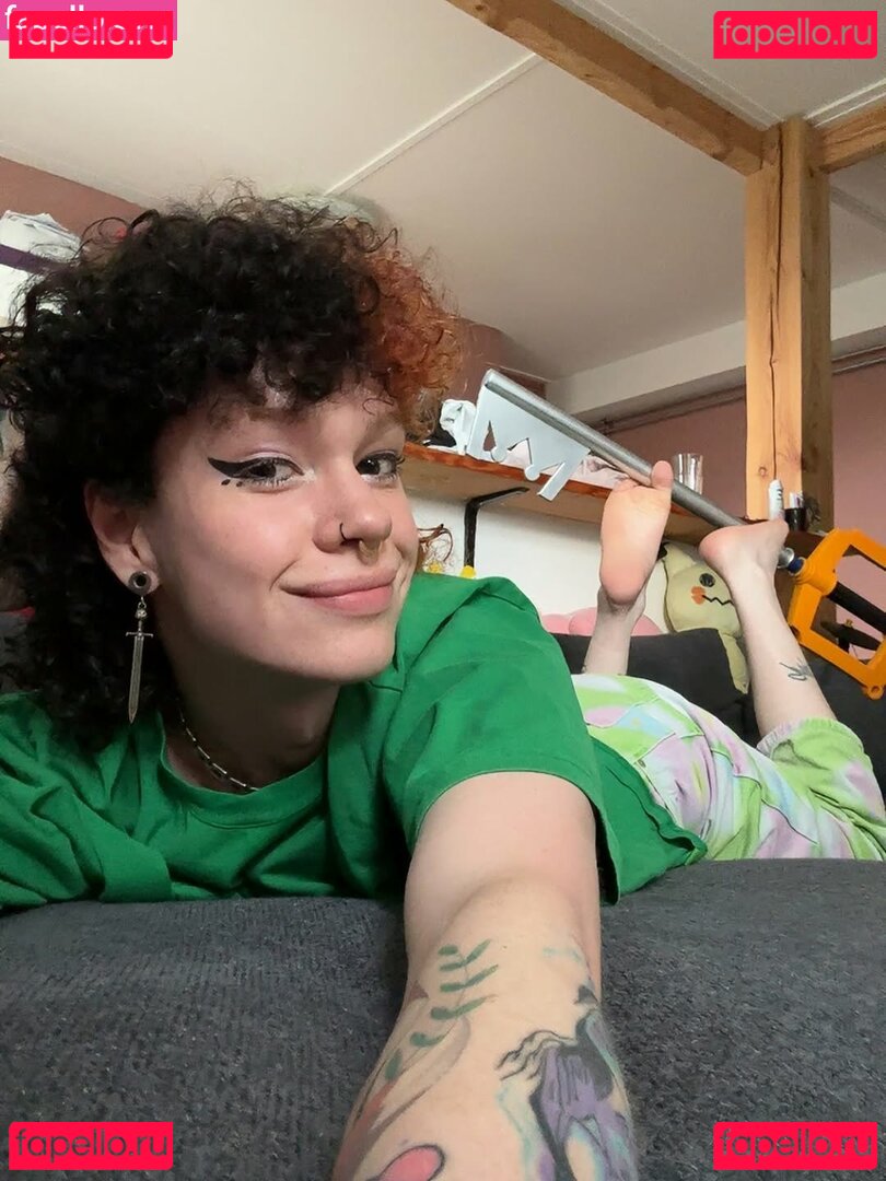 zoelagoblina Nude Onlyfans Photo 21
