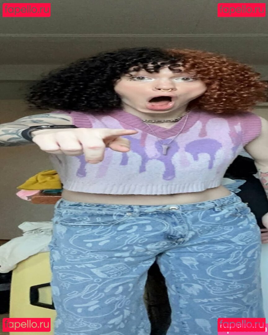 zoelagoblina Nude Onlyfans Photo 3
