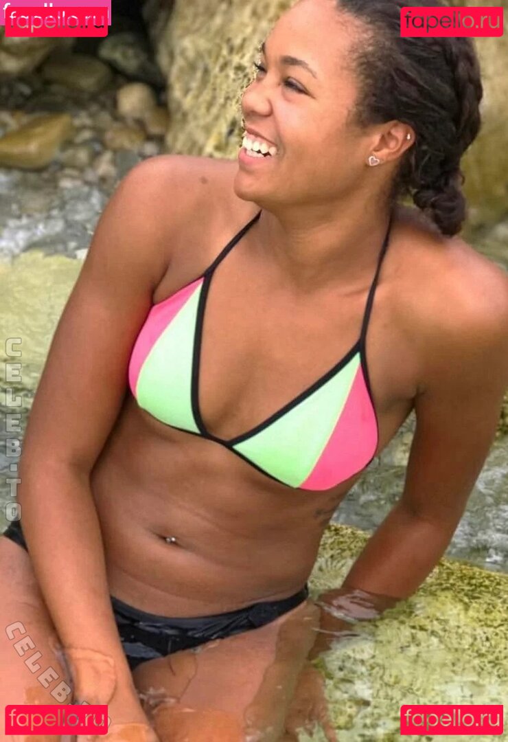 Napheesa Collier Nude Onlyfans Photo 22