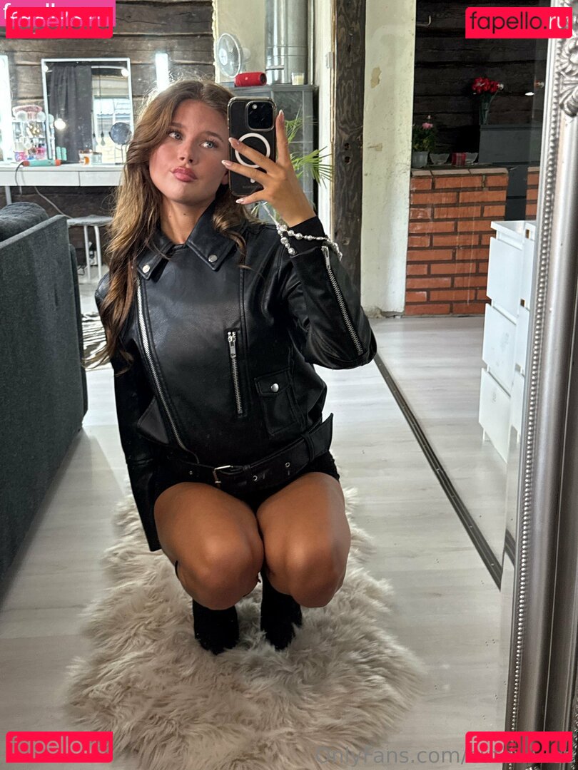 cutievivieee Nude Onlyfans Photo 48