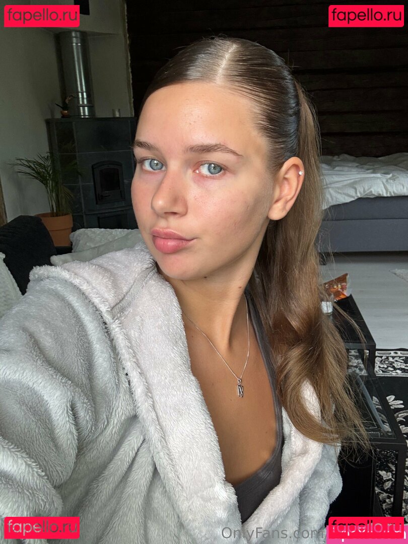 cutievivieee Nude Onlyfans Photo 43