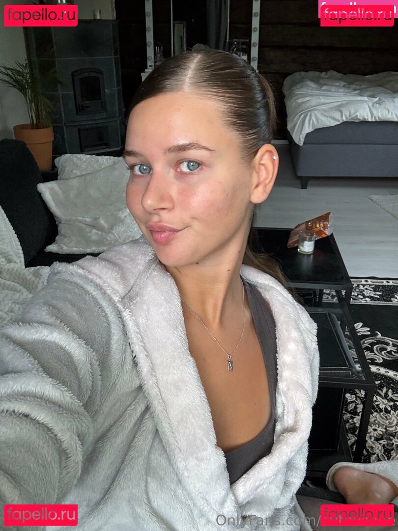 cutievivieee Nude Onlyfans Photo 35